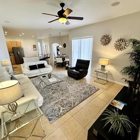 Lovely 5 Bed Pool Home With Game Room-618Nhd Home